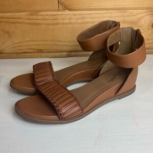 Seychelles Brown Leather Sandals Zip Ankle Size 7.5